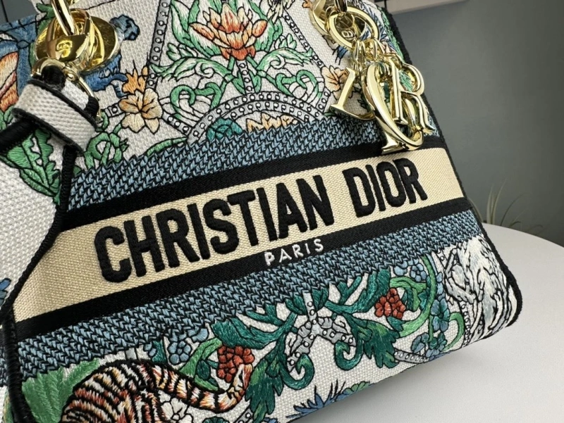D10r shopping bags 4081b-1635