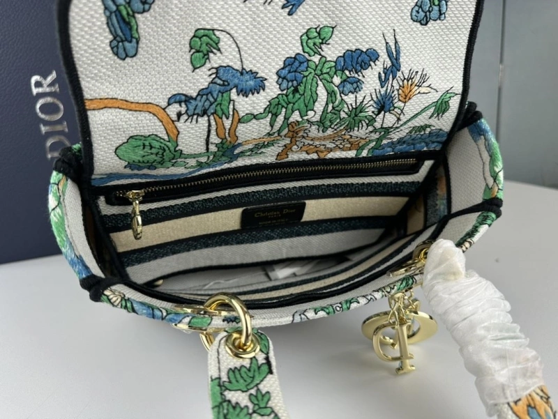 D10r shopping bags 4081b-1635