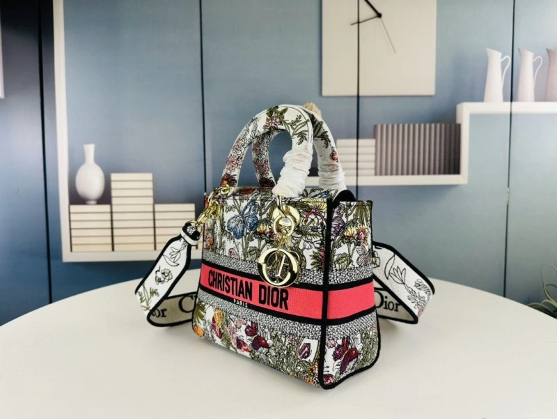 D10r shopping bags 4081b-1636