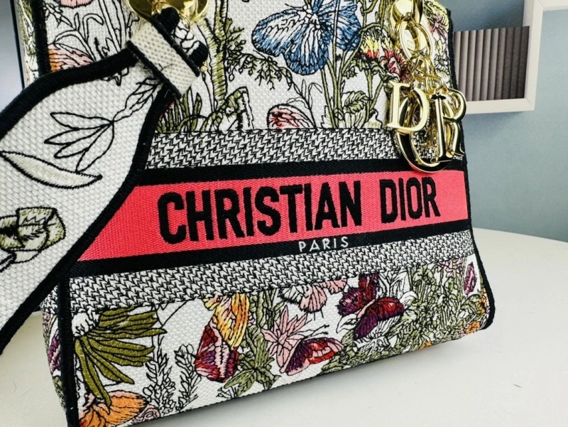 D10r shopping bags 4081b-1636