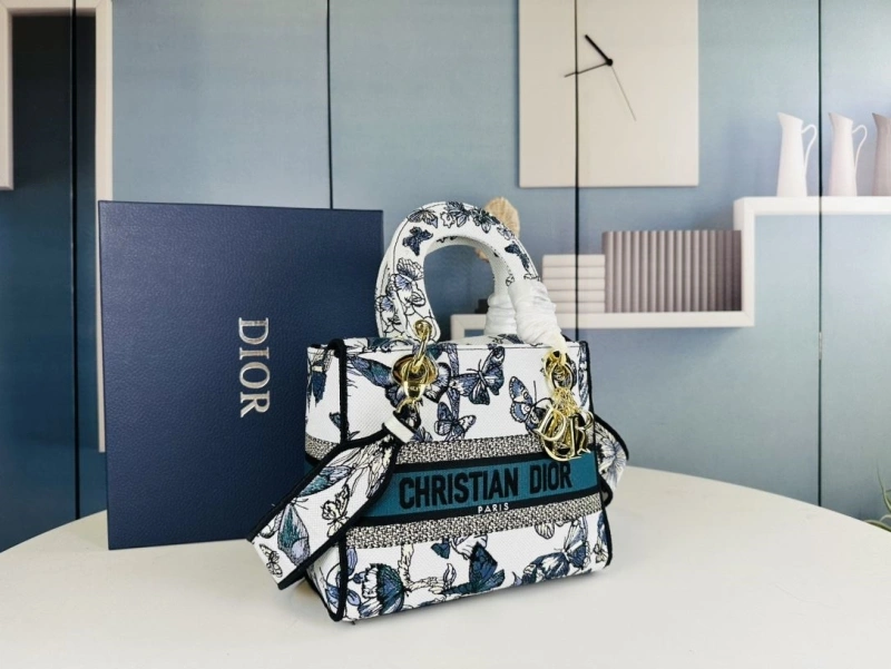 D10r shopping bags 4081b-1682