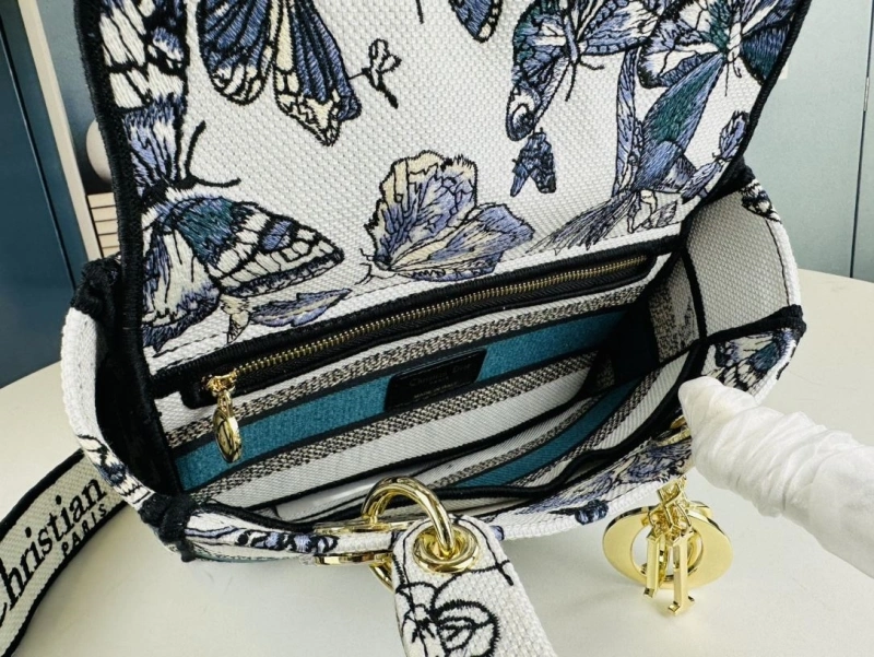 D10r shopping bags 4081b-1682