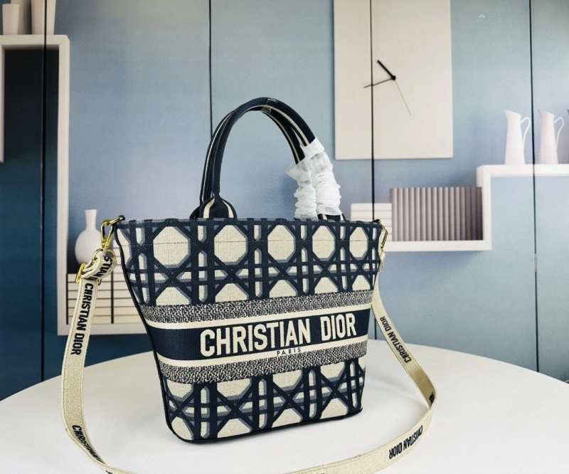 D10r shopping bags 4081b-1699