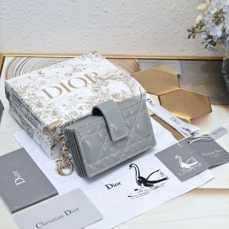D10r wallet 4081b-1968