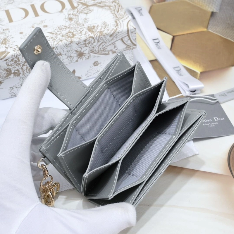 D10r wallet 4081b-1968