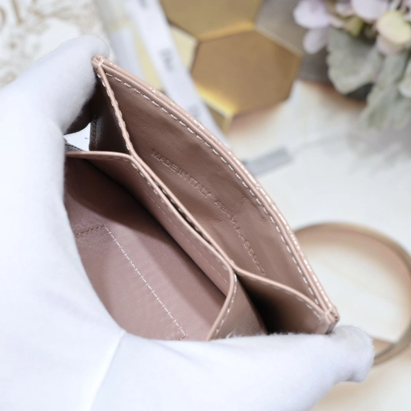 D10r wallet 4081b-1969
