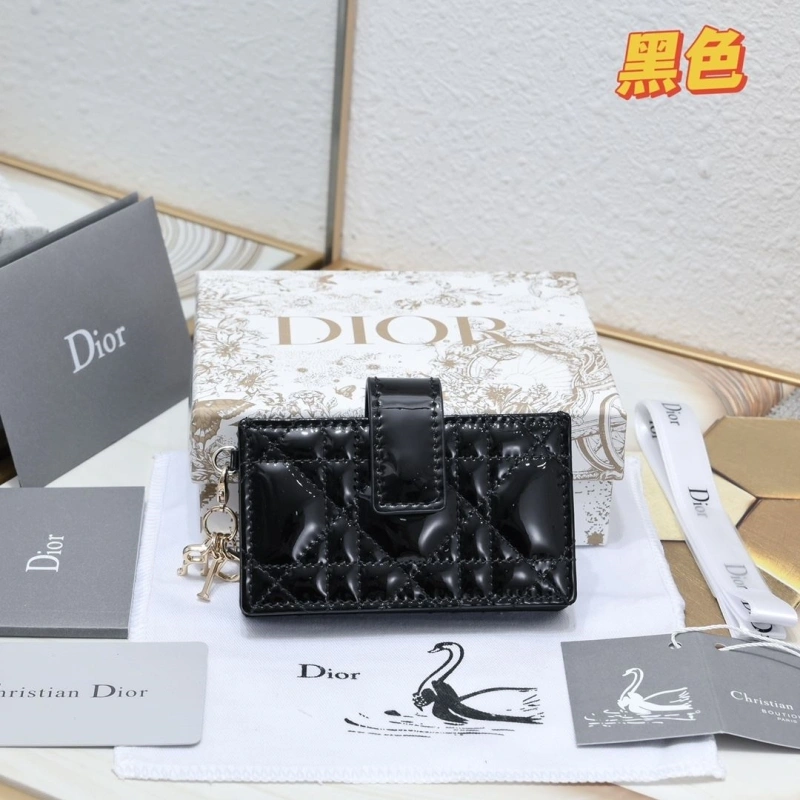 D10r wallet 4081b-1972