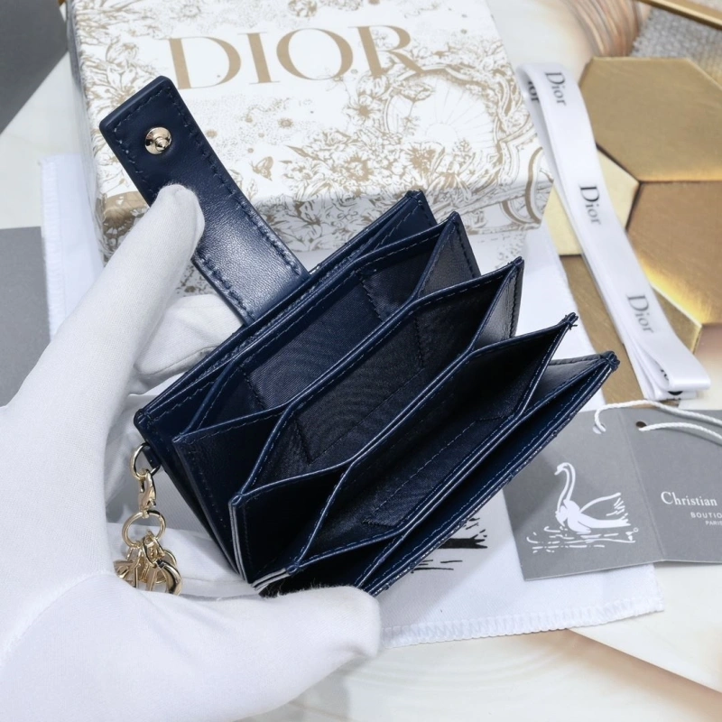 D10r wallet 4081b-1973
