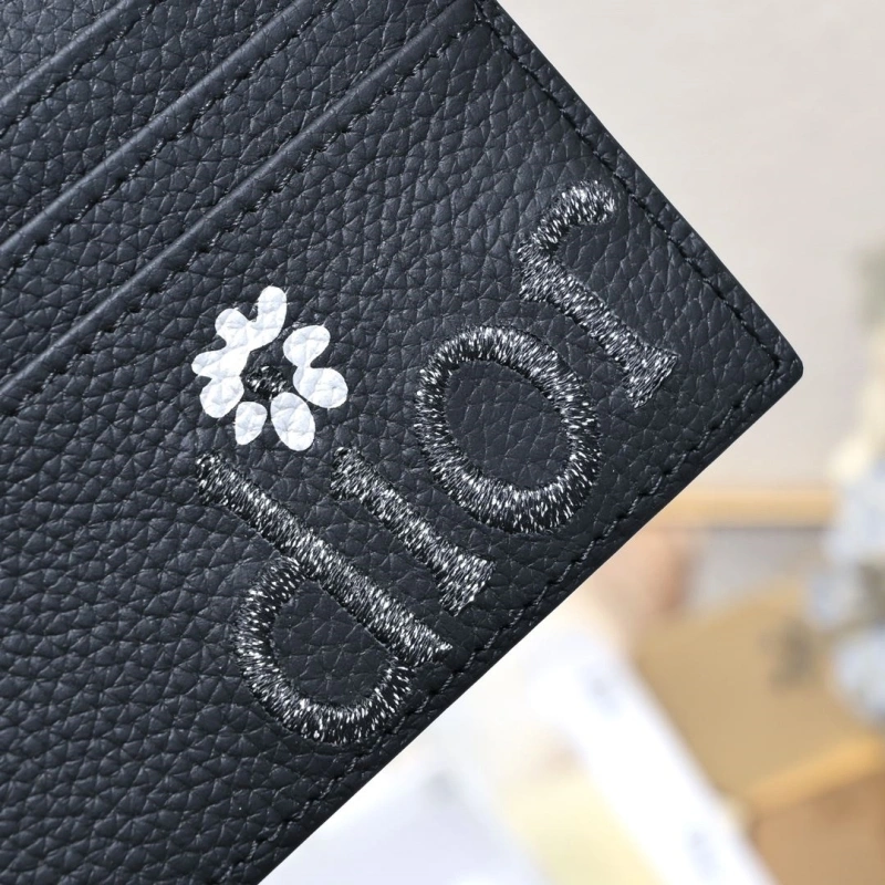 D10r wallet 4081b-1975