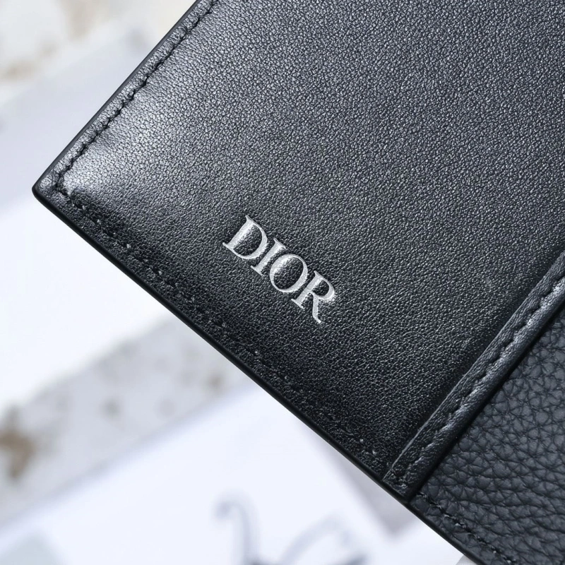 D10r wallet 4081b-1976