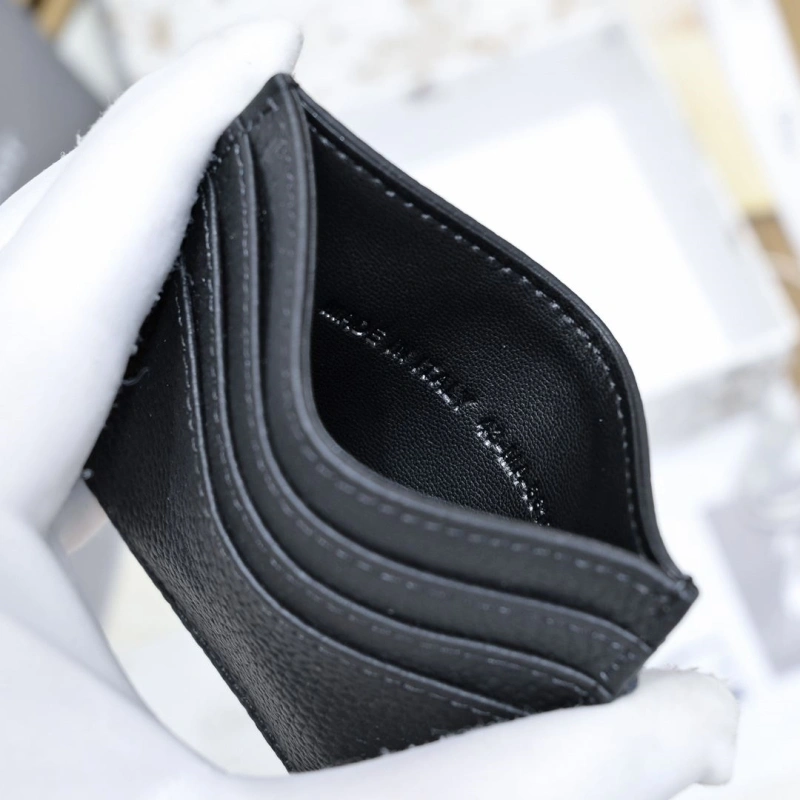 D10r wallet 4081b-1979