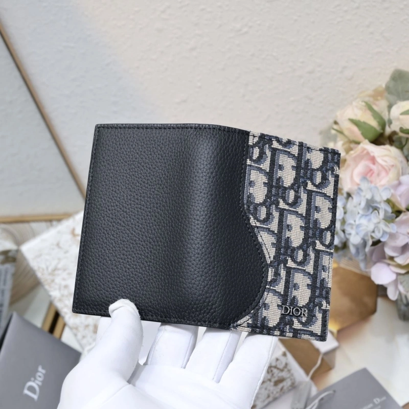 D10r wallet 4081b-1980