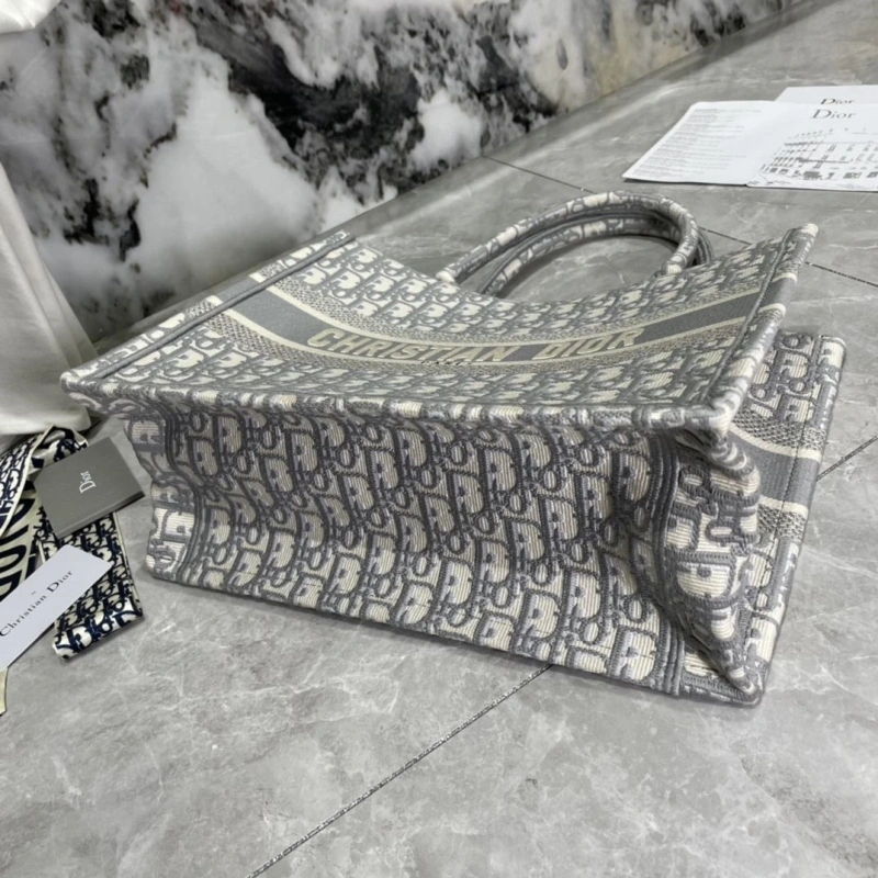 D10r shopping bags 4081b-2004