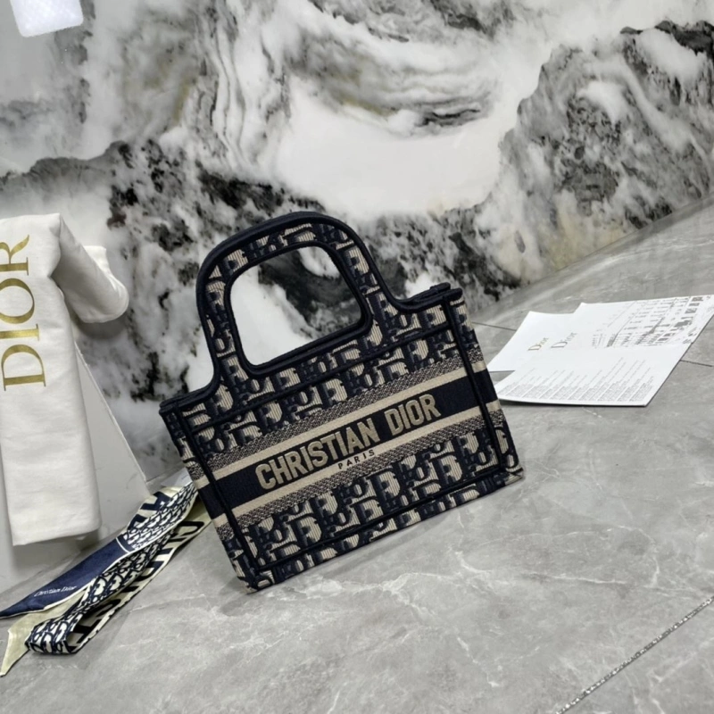 D10r shopping bags 4081b-2006