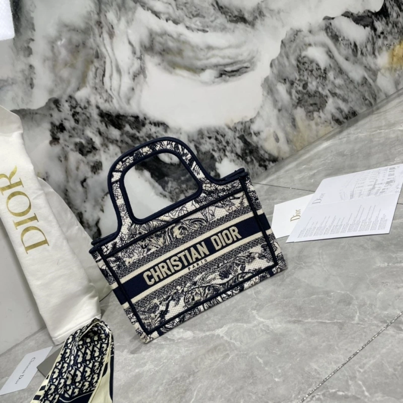 D10r shopping bags 4081b-2014