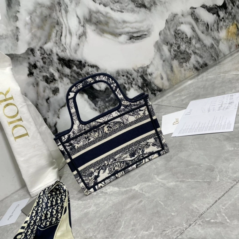D10r shopping bags 4081b-2014