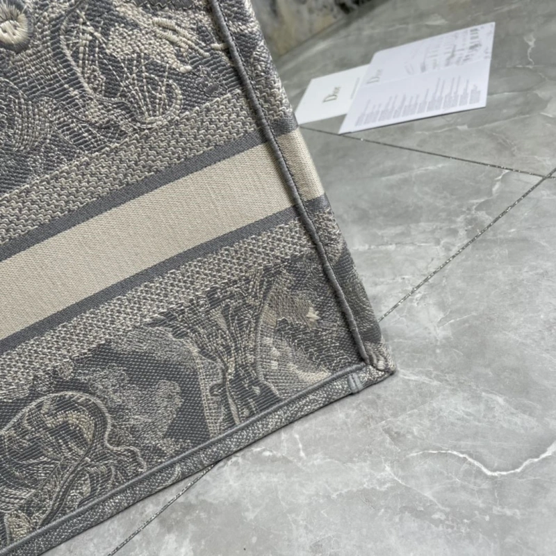 D10r shopping bags 4081b-2019