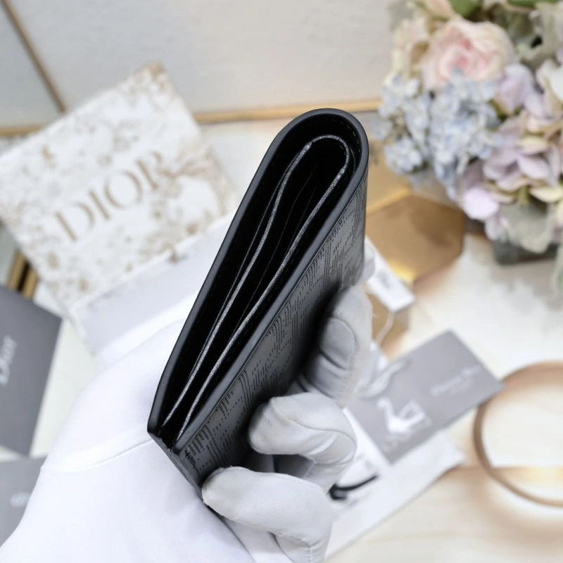 D10r wallet 4081b-2022