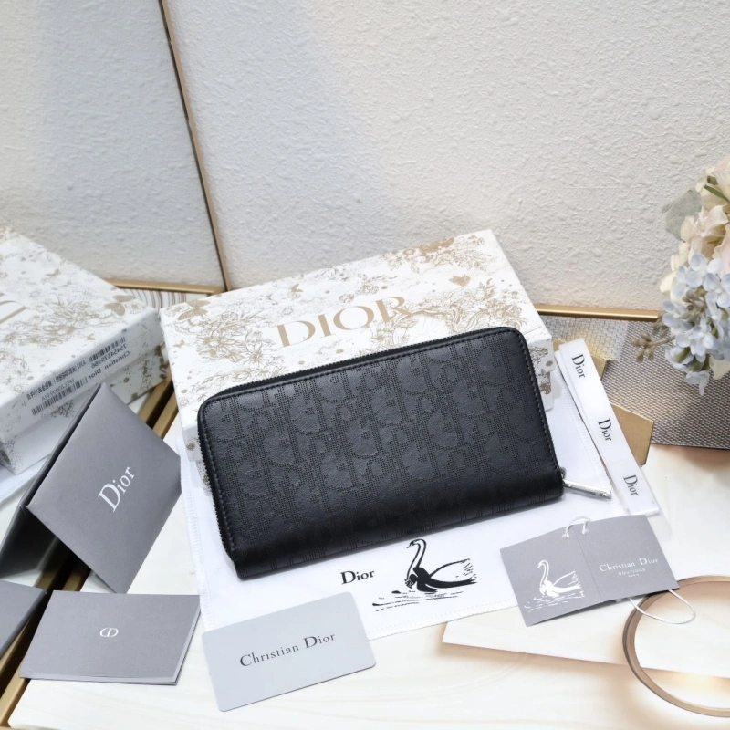 D10r wallet 4081b-2026