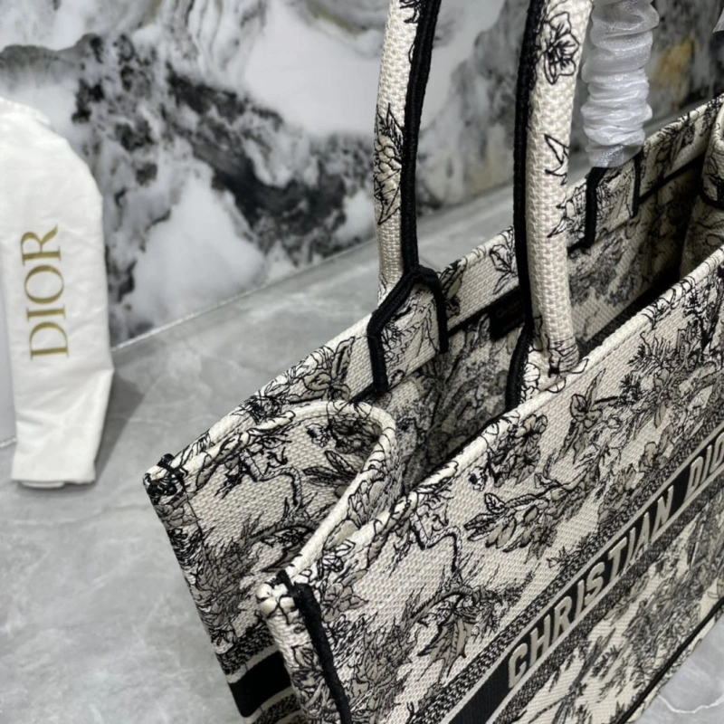 D10r shopping bags 4081b-2057