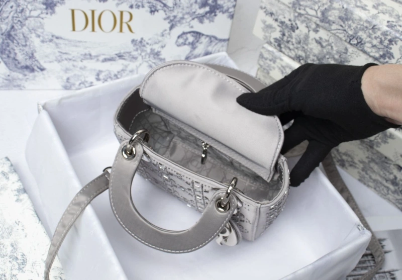 D10r top handle bags 4081b-2070