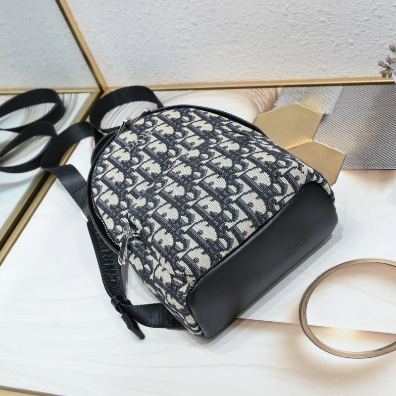 D10r backpacks 4081b-2071