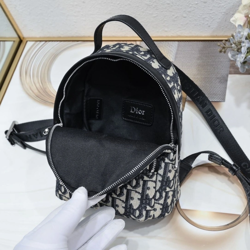 D10r backpacks 4081b-2071