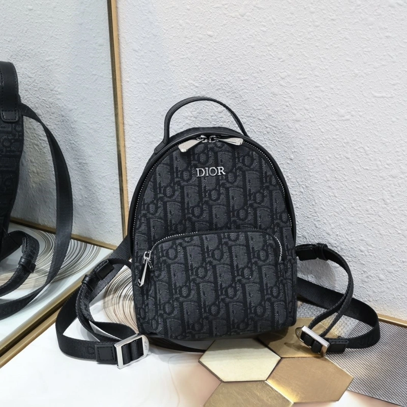 D10r backpacks 4081b-2072