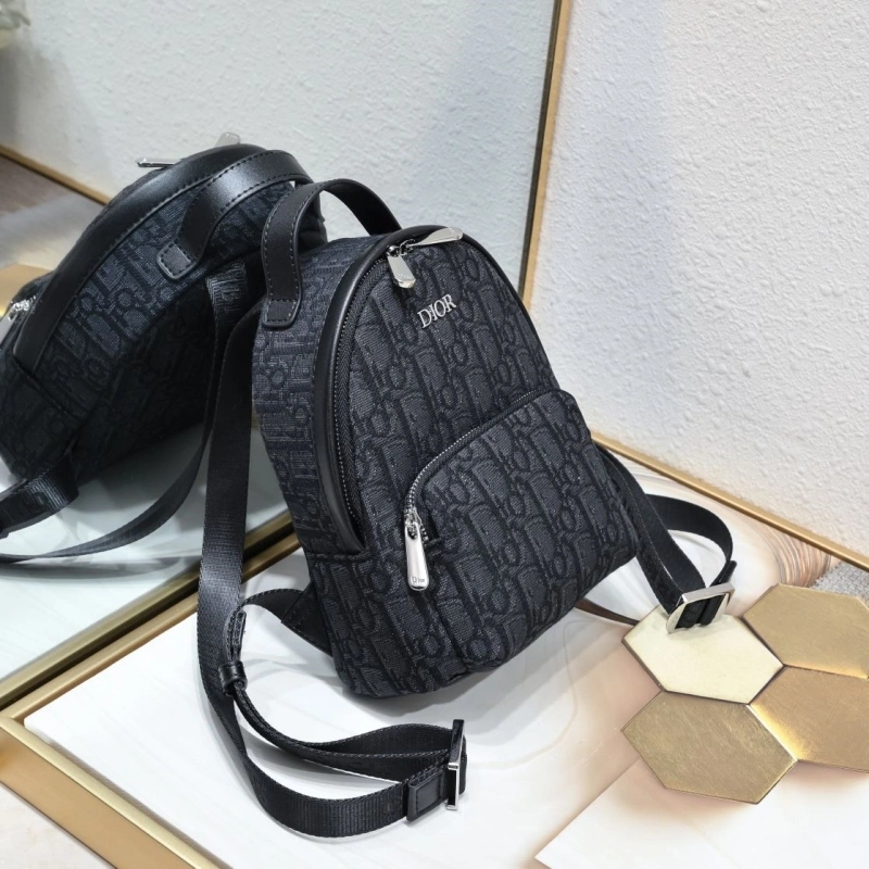 D10r backpacks 4081b-2072