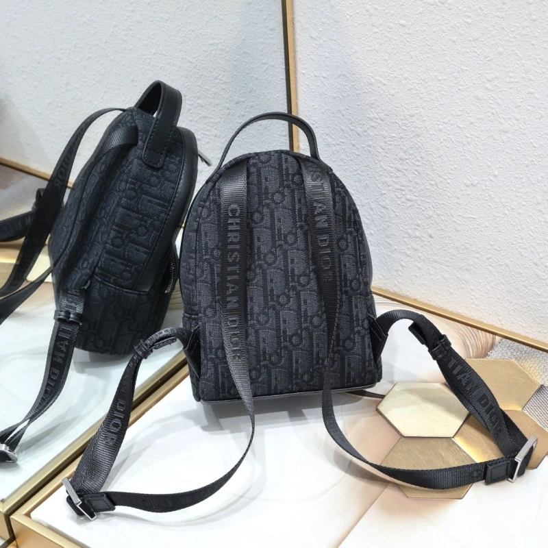 D10r backpacks 4081b-2072