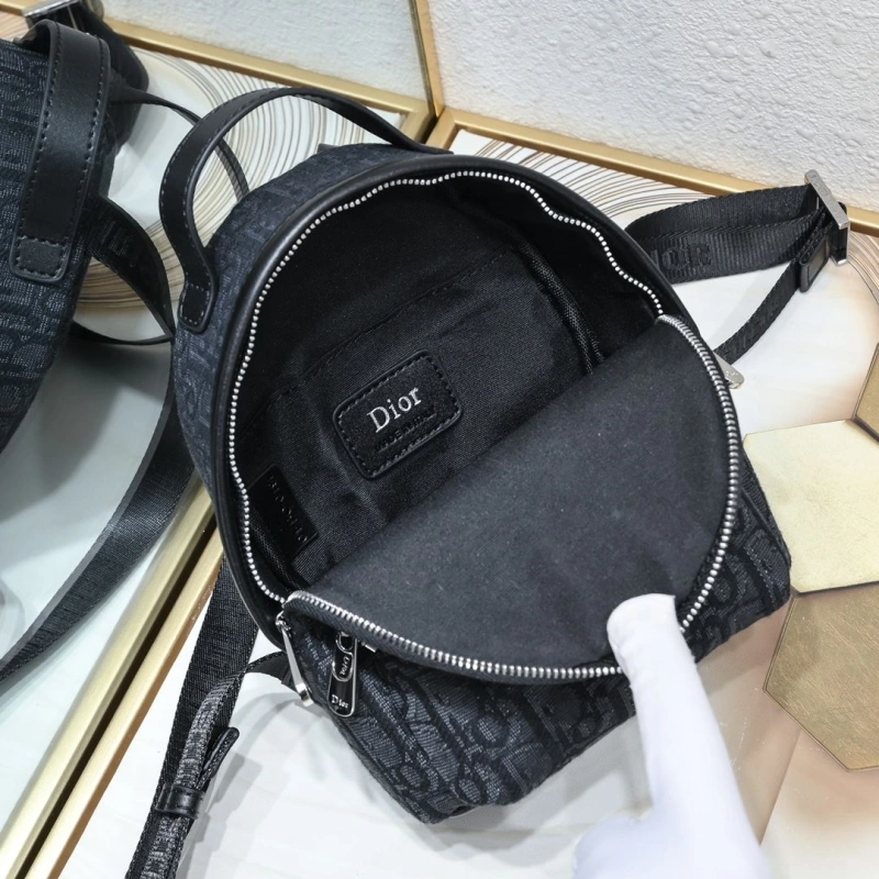 D10r backpacks 4081b-2072