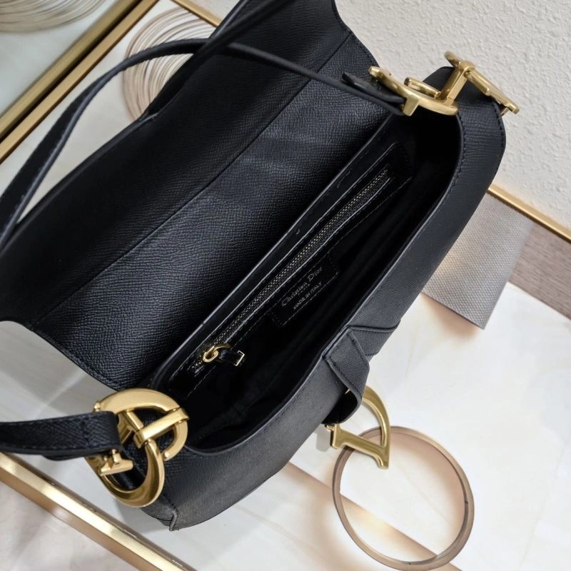 D10r saddle bags 4081b-2081