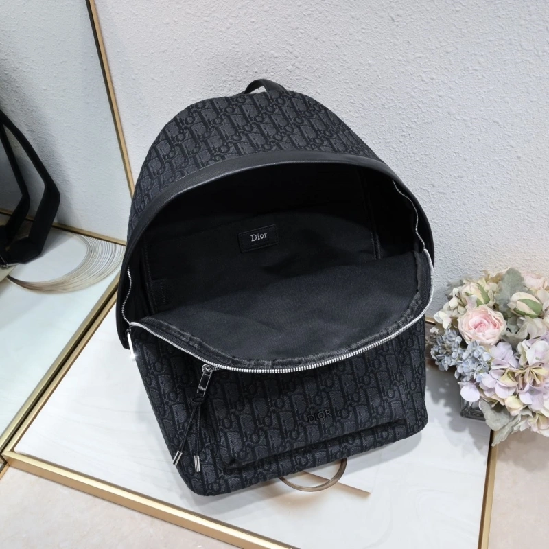 D10r backpacks 4081b-2085
