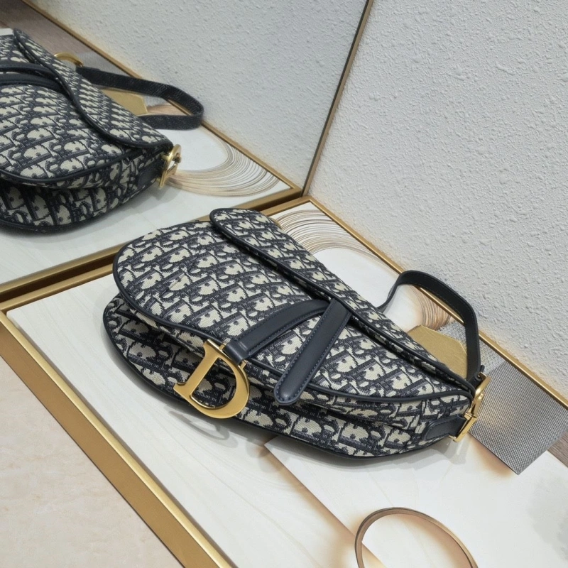 D10r saddle bags 4081b-2089