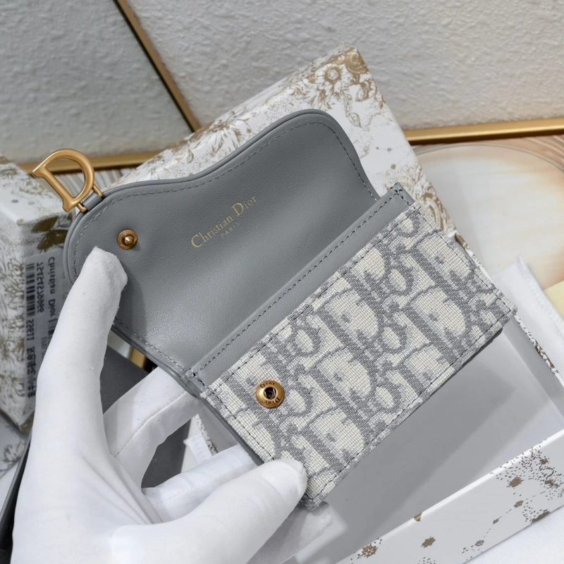 D10r wallet 4081b-2099