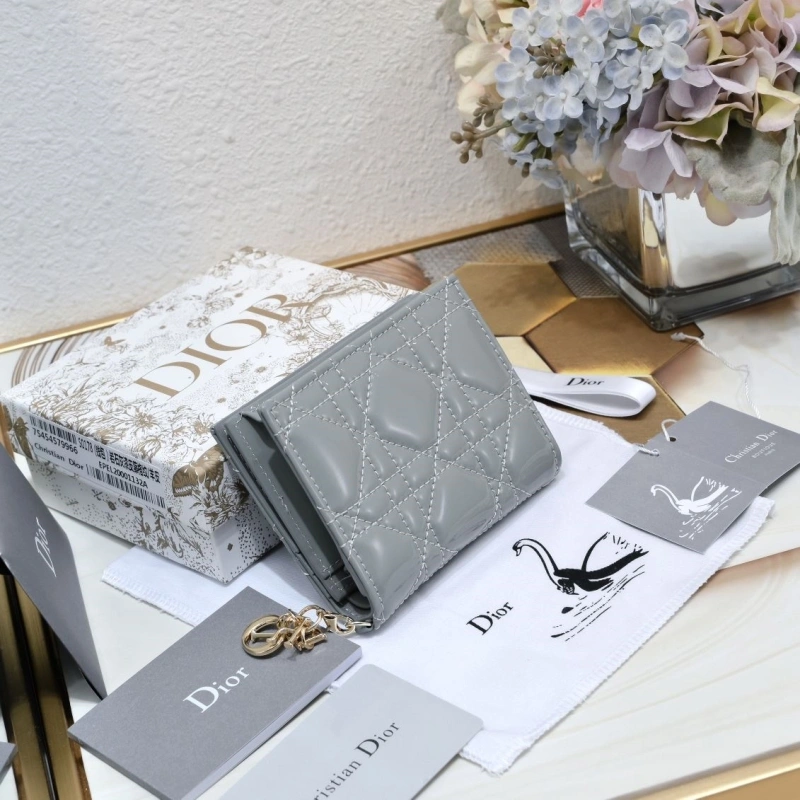 D10r wallet 4081b-2108