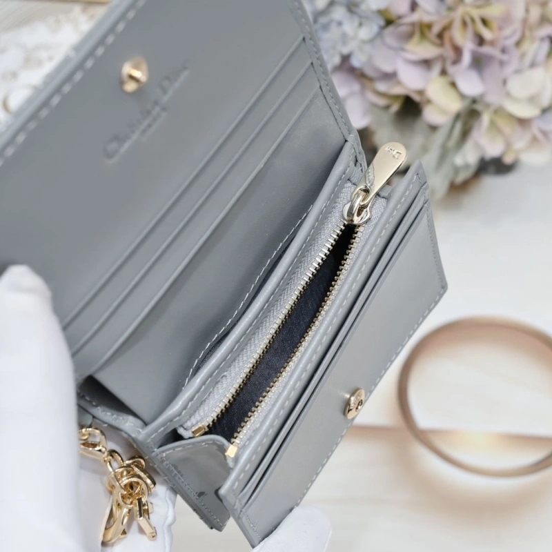 D10r wallet 4081b-2108