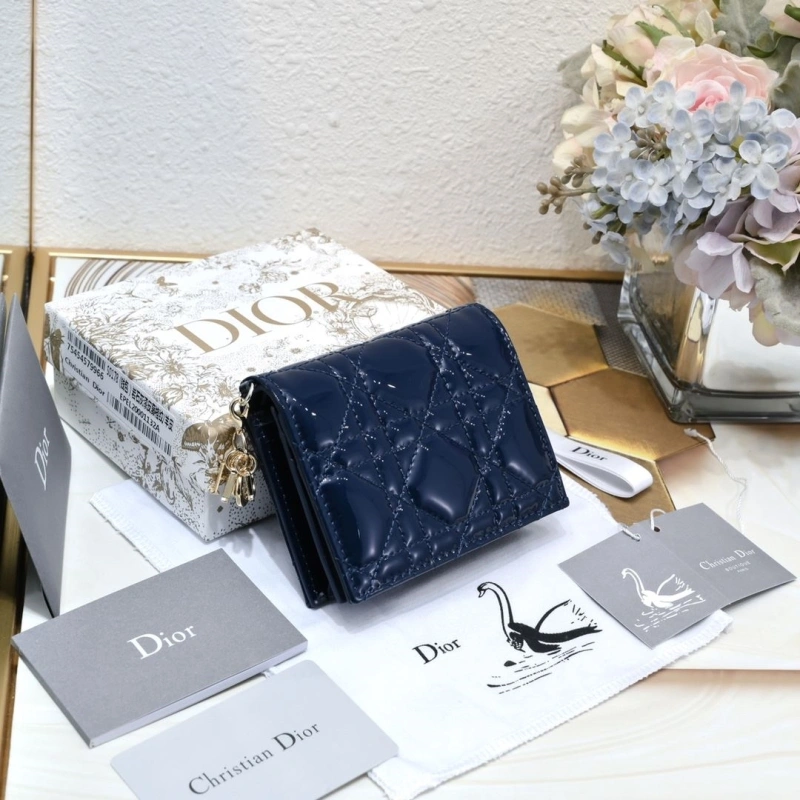 D10r wallet 4081b-2109