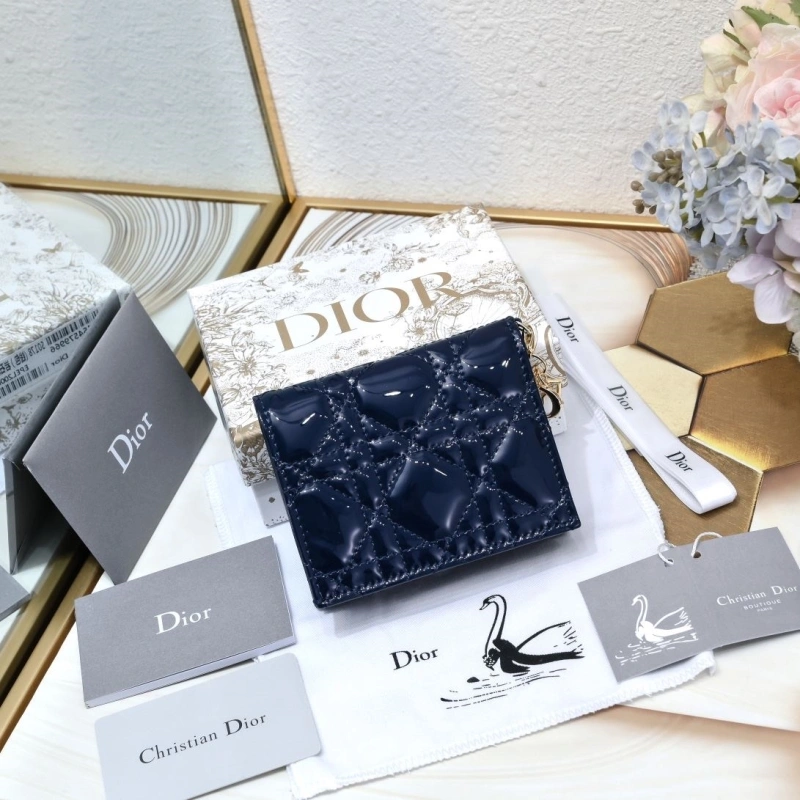 D10r wallet 4081b-2109