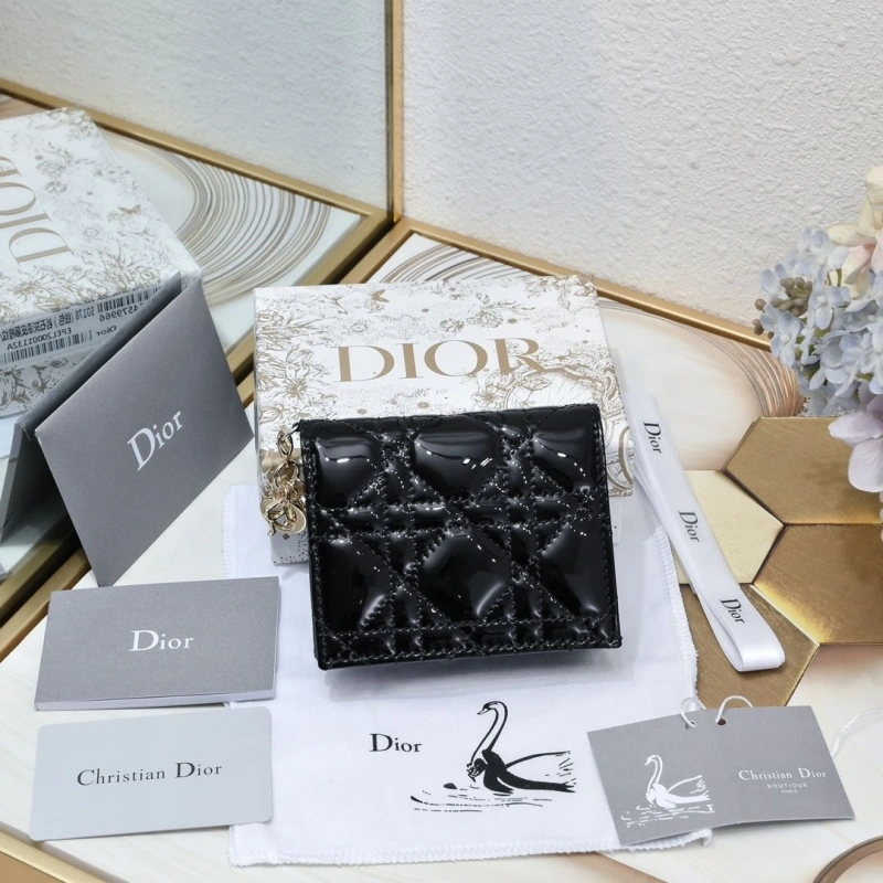 D10r wallet 4081b-2111