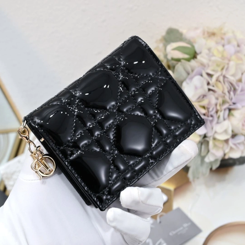 D10r wallet 4081b-2111