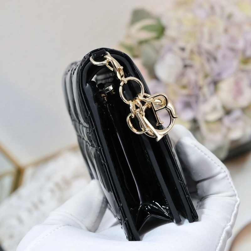 D10r wallet 4081b-2111