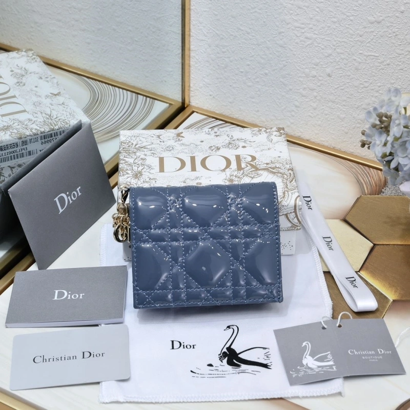 D10r wallet 4081b-2113