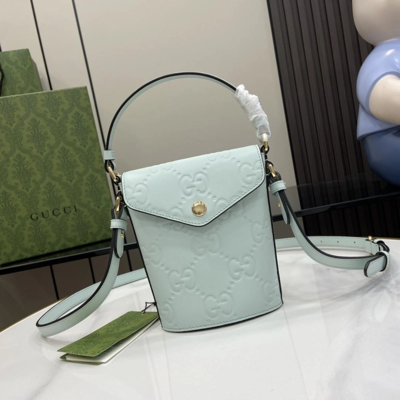 Gvc*1 bucket bags 4094-0136