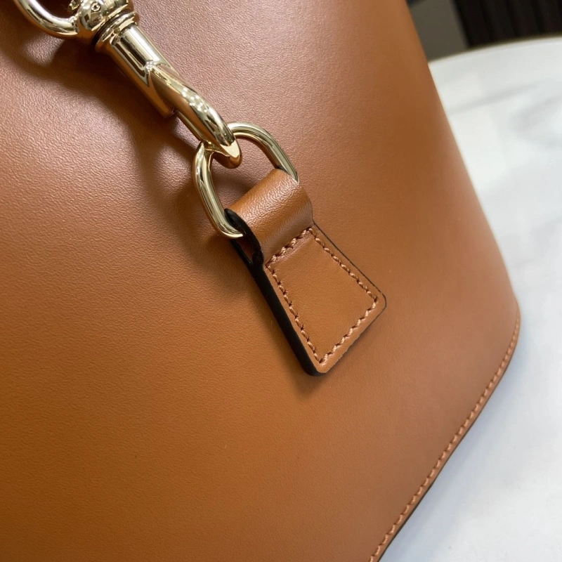 Gvc*1 bucket bags 4094-0145