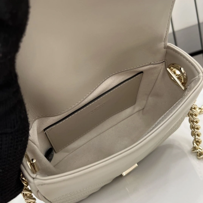 Gvc*1 top handle bags 4094-0368