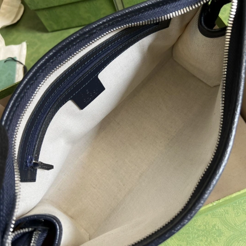 Gvc*1 clutch bags 4094-0431