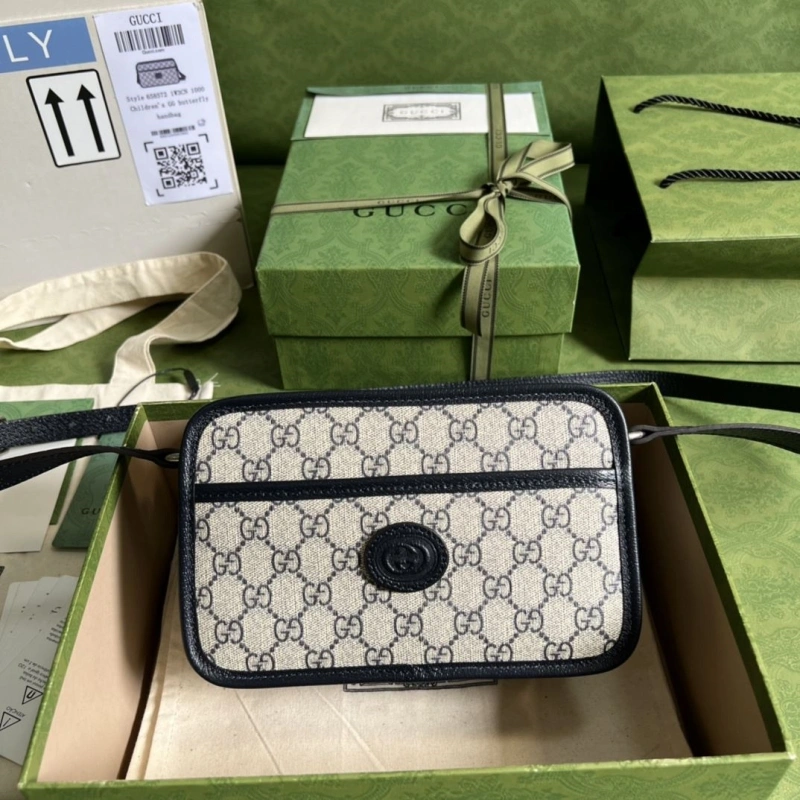 Gvc*1 clutch bags 4094-0452