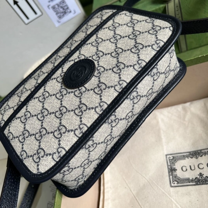 Gvc*1 clutch bags 4094-0452