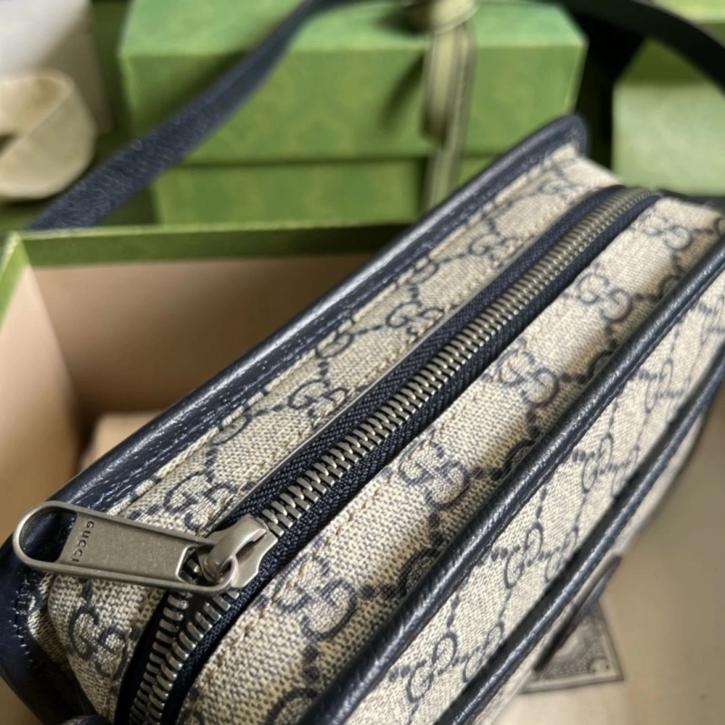 Gvc*1 clutch bags 4094-0452